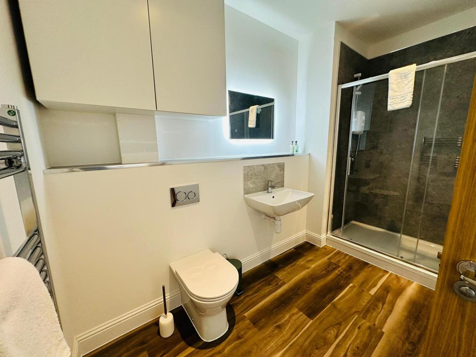 Barnet House Serviced Apartments Dunfermline Exterior photo